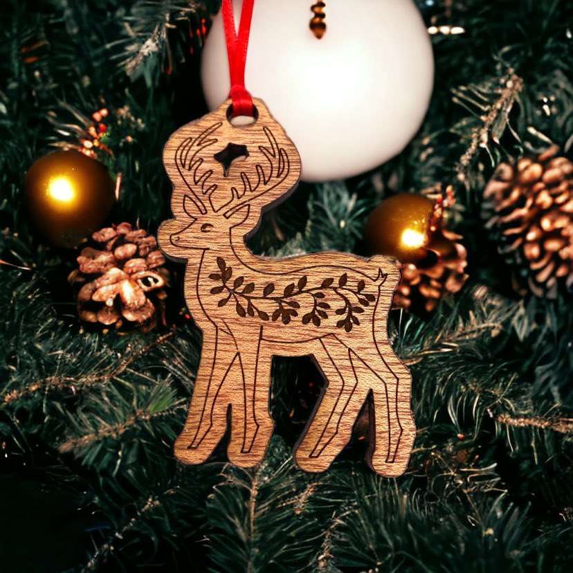 Engraved Animals Ornament Set