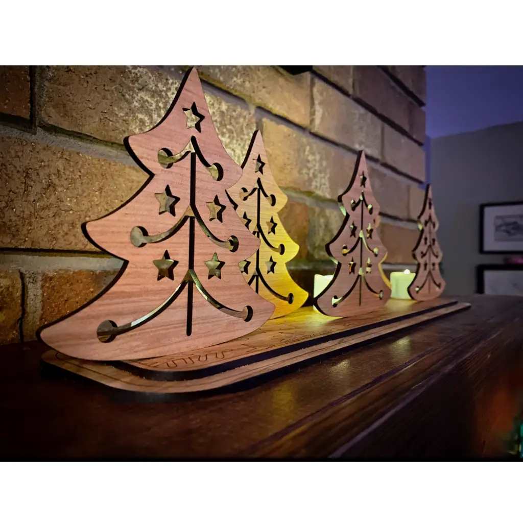 Christmas Tree Mantle/Centerpiece Display - Pleasant Ridge Shop