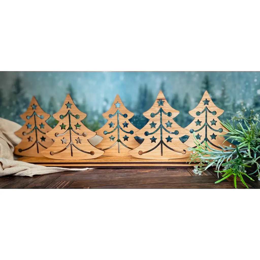 Christmas Tree Mantle/Centerpiece Display - Pleasant Ridge Shop